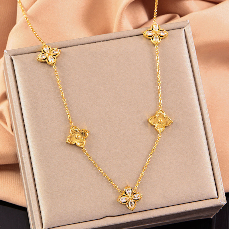 Linnea Necklace