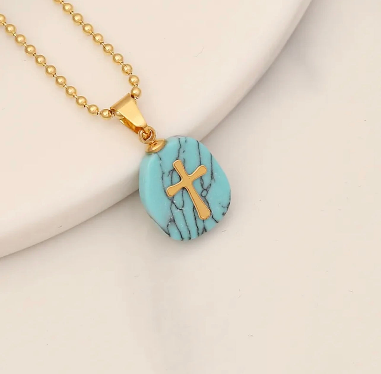 Caesy Necklace