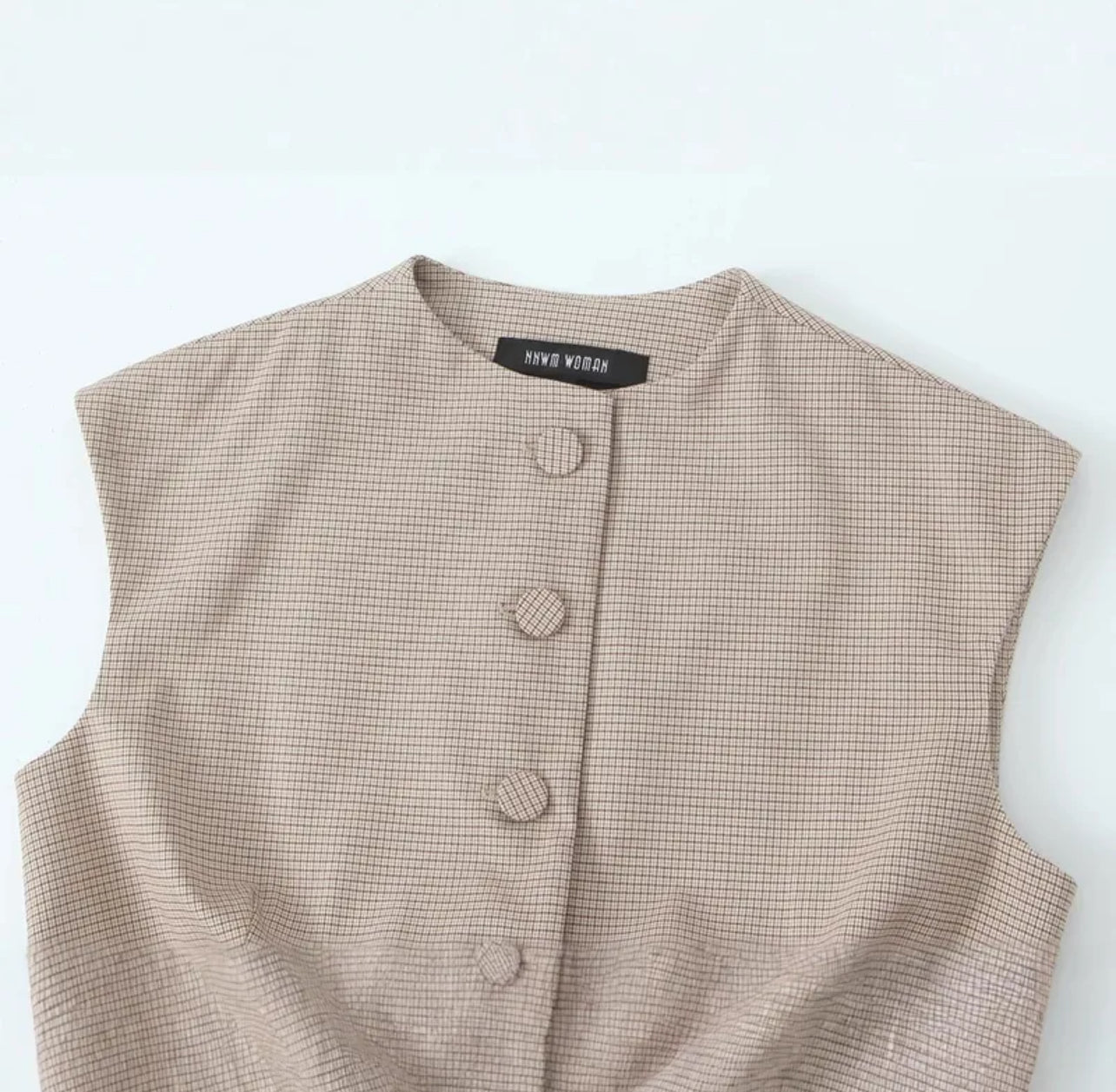 Antara Vest