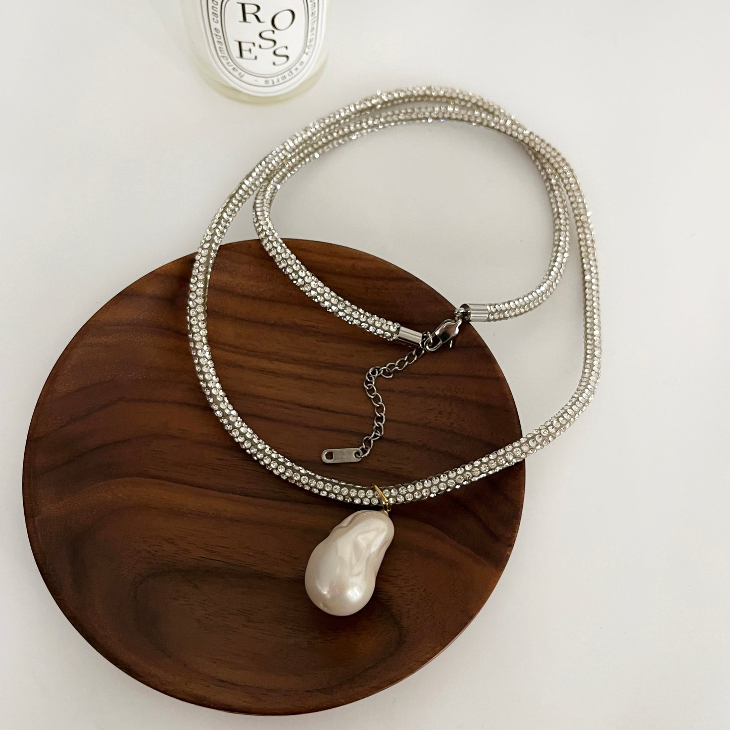 Bannia Necklace