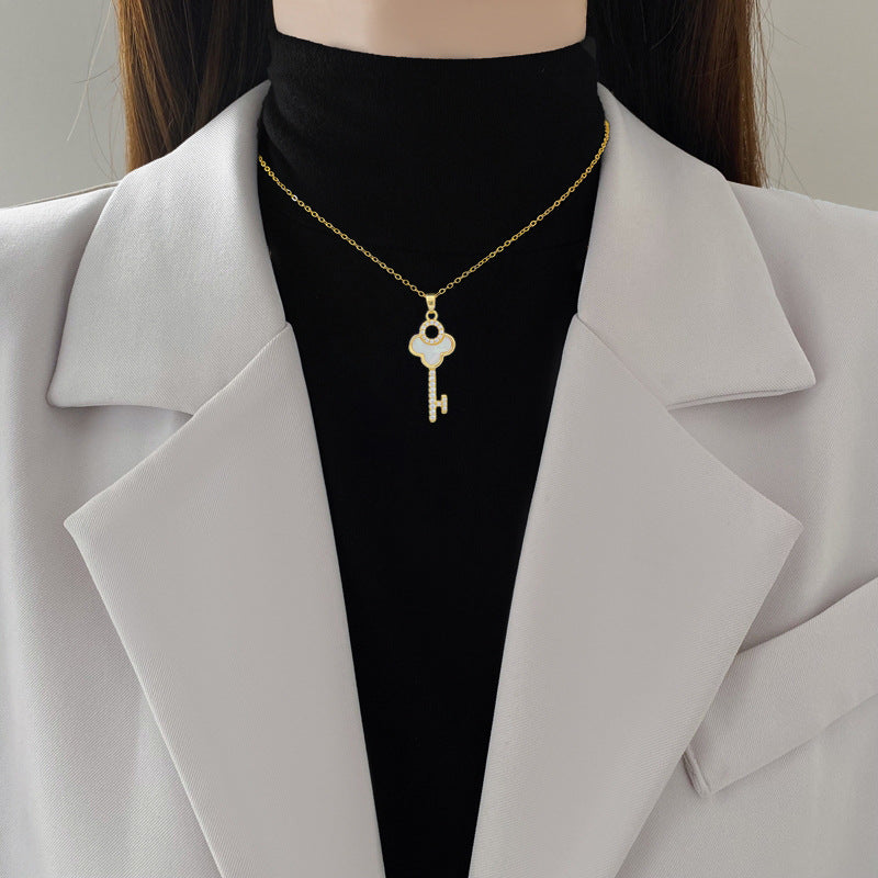 Key Clover Chain