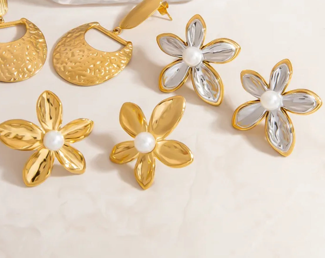Loto Earrings