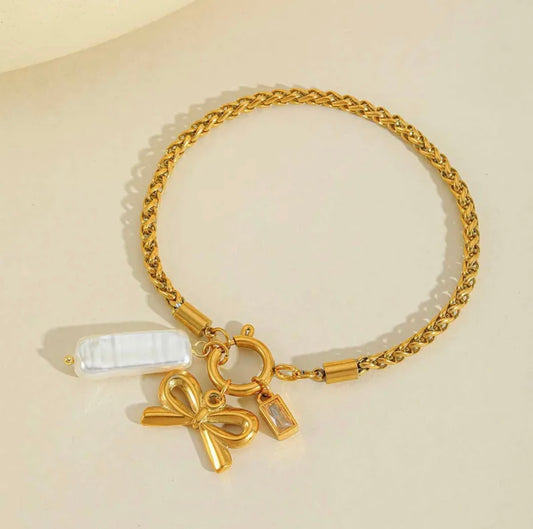 Carrie Bracelet