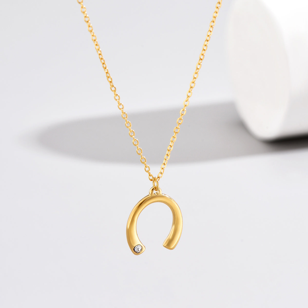 Horseshoe Neckclae