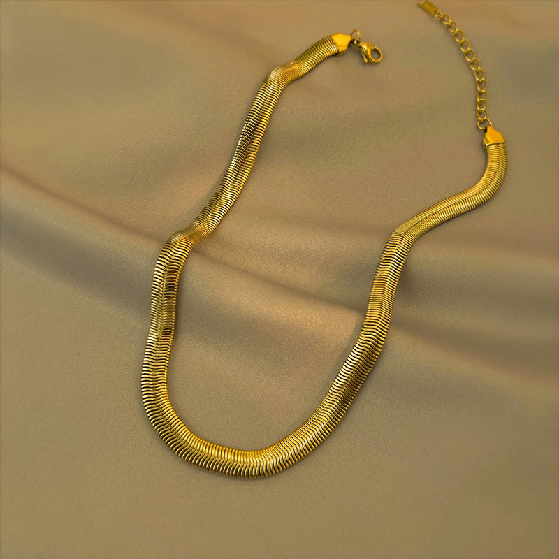 Cobra Thick Necklace