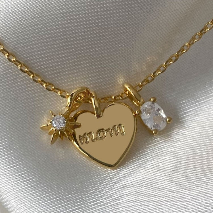 MOM HEART NECKLACE